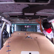 Bọc lót sàn da ô tô – dịch vụ chăm sóc xe uy tín cao tại Hà Nội