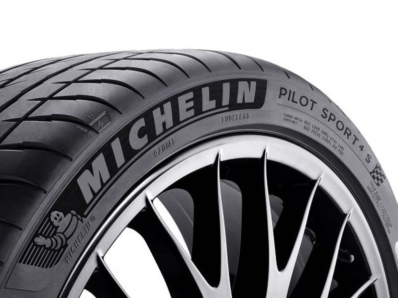 Lốp Michelin Pilot Sport 4 S