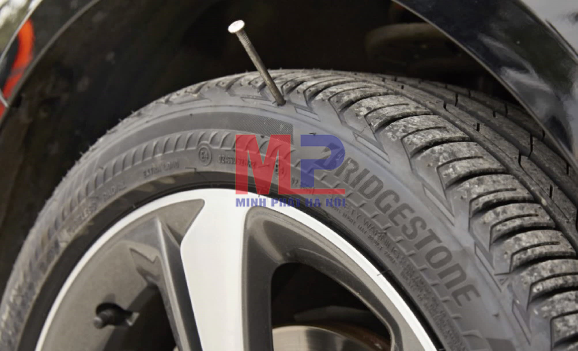Công nghệ lốp chống xịt Run Flat độc quyền từ Bridgestone