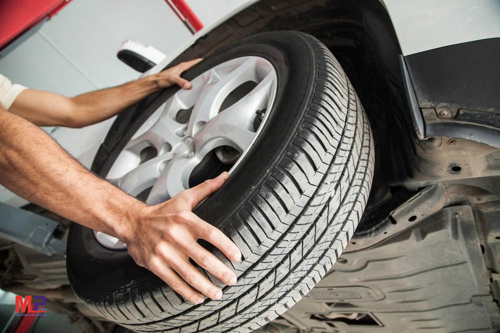Giá thay lốp xe ô tô hiện nay như thế nào? Ở Minh Phát thì thế nào?